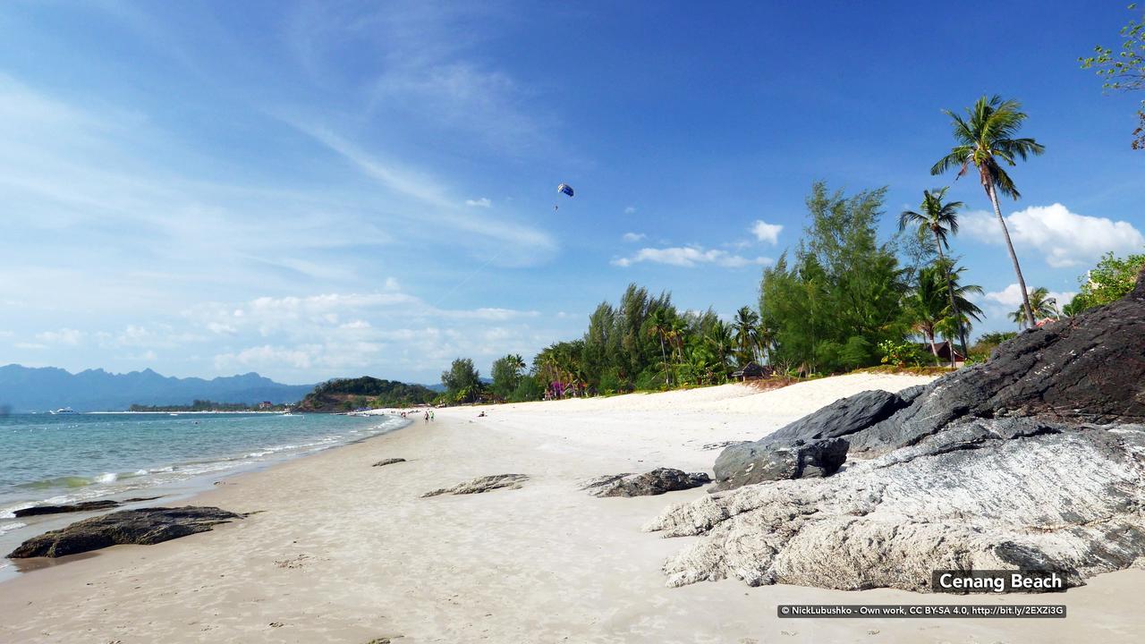 Nabil Nabila Motel Kuah Buitenkant foto
