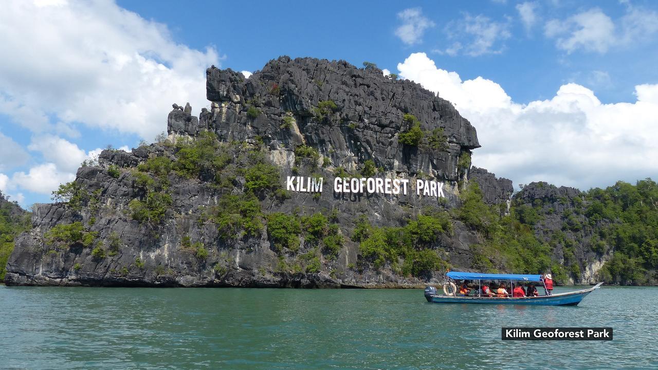 Nabil Nabila Motel Kuah Buitenkant foto